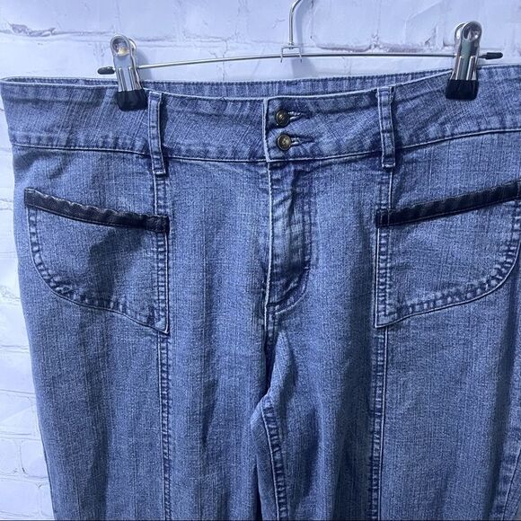 FUBU The Collection Jeans  - Picture 2 of 7